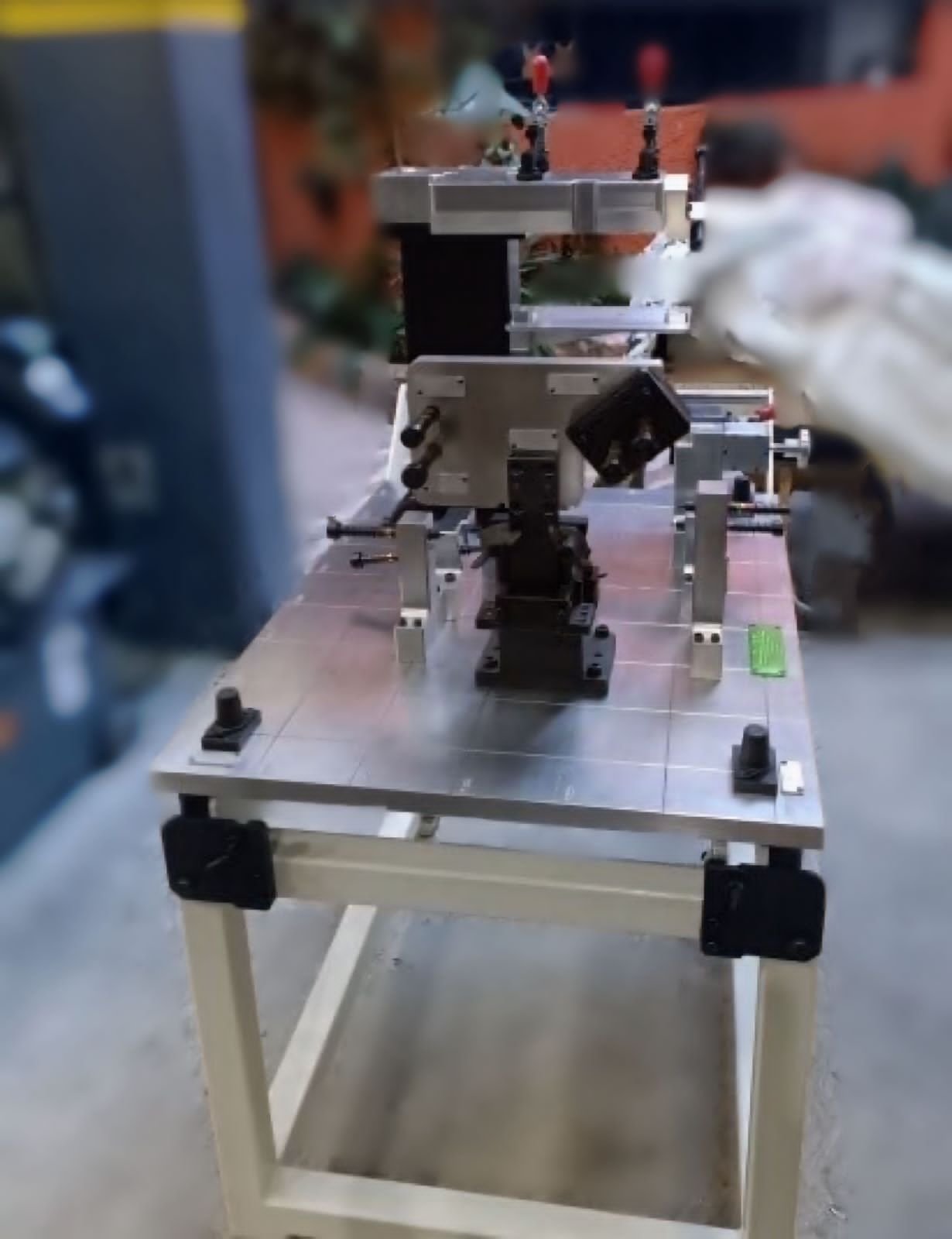 Checking Fixture GO-NOGO